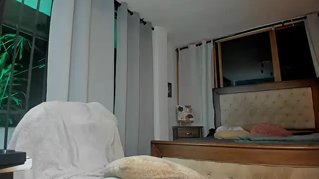 Živý XXX chat Dahiiana_Foxx