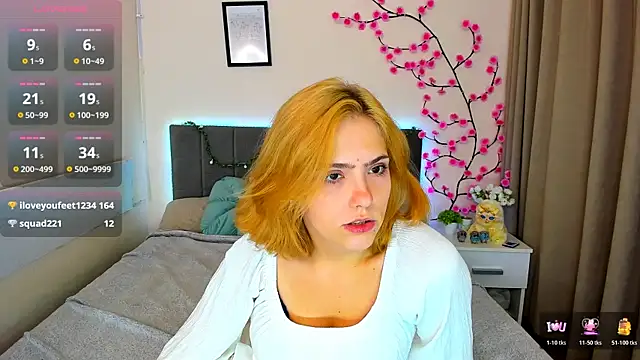 DellaRows Chat XXX in diretta