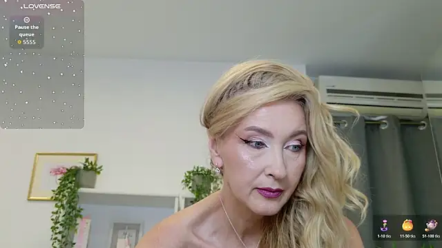 Chatroom XXX en direct de LadyLeea