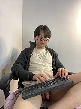 _Tommy_7 Chat XXX in diretta