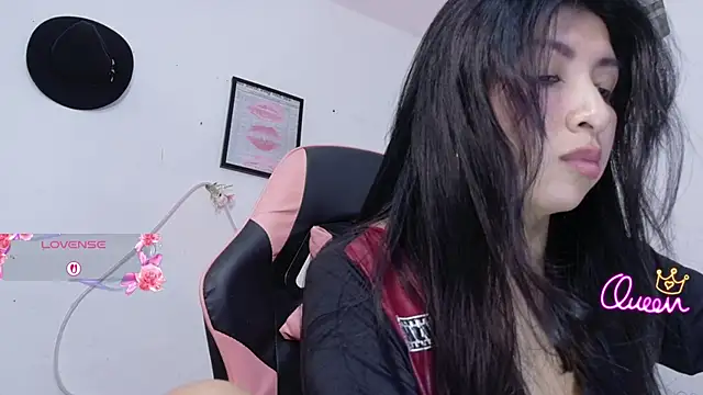 Chat XXX en directo de Sweet_baby_hellen