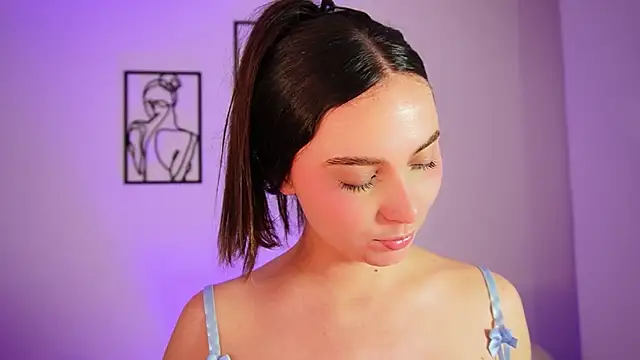 AliceHarper_ Chat XXX in diretta