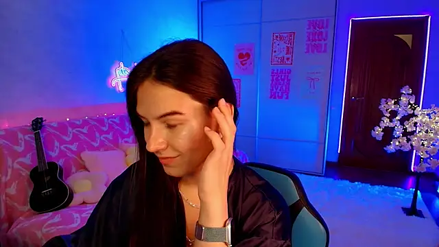 luna_lust_212's Live XXX Chat