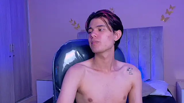Derek_Sinn Live XXX-Chat