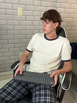 แชท XXX สดของ Nicola_hard
