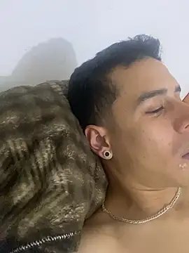jhuan99's Live XXX Chat