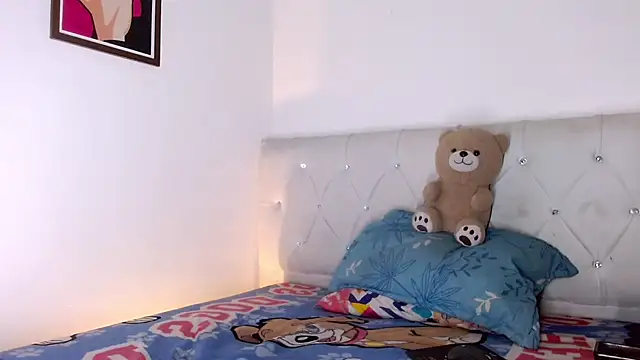Chatroom XXX en direct de Angel_foxc13