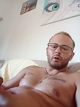 Zatil90 Webcam Show