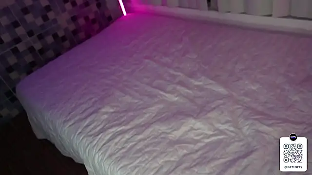 Eazinity 라이브 XXX 채팅