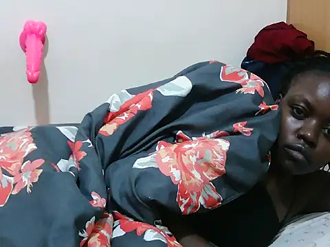 Sweetqueencum's Live XXX Chat