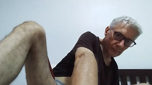 BIGUNCUTHARDCOCK Live XXX-chat