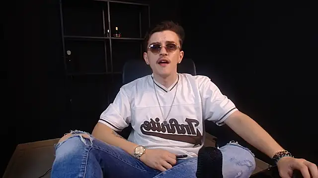 Czat XXX na żywo – FelixStarkk
