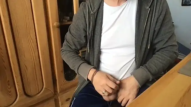 owlbimaik@xh – Live XXX-chat