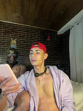 Chat +18 de MateoCollins2026 ao vivo