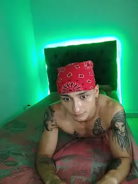 DIEGO_JONESのライブXXXチャット
