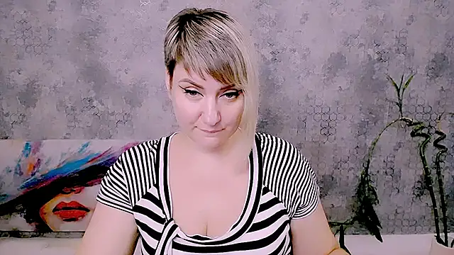 Chatroom XXX en direct de Djullia