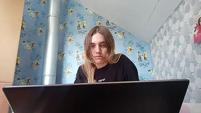 XXX chat uživo modela IraGerba