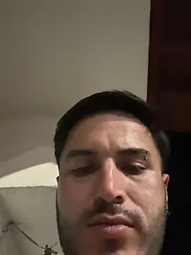 noahstevenss XXX чат на живо