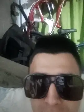 Yeisonfeli webcam show