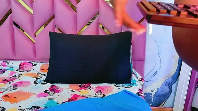 EbonyCoWorker লাইভ XXX চ্যাট