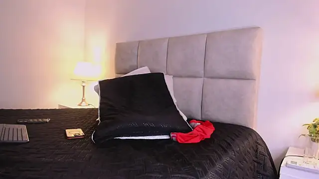 Chriss_Diamond 라이브 XXX 채팅