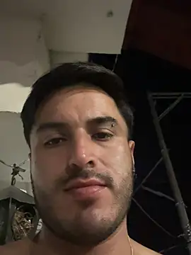 noahstevenss: απευθείας συνομιλία ΧΧΧ