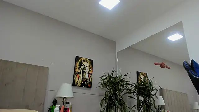 Angie_abbyn Live XXX chat