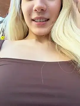Chat +18 de Pink_Kiss ao vivo