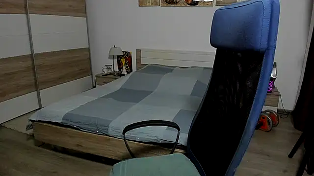 RobbyShawz: вебкам-шоу