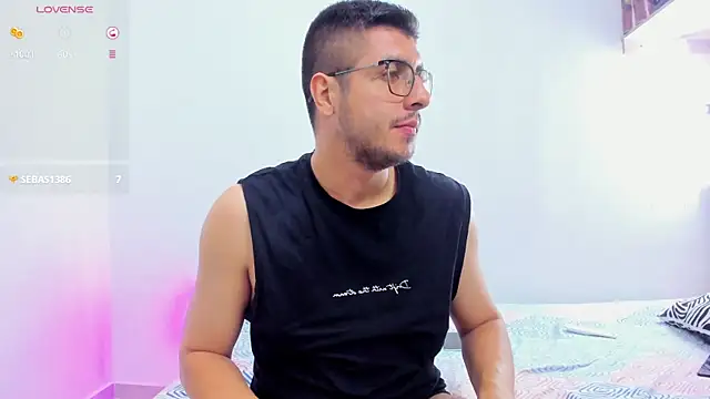 צ'אט XXX בשידור חי של alberth_cm_