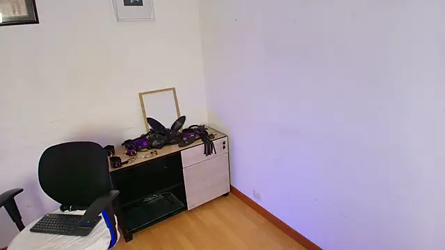 Jade_Agliyah_'s Live XXX Chat