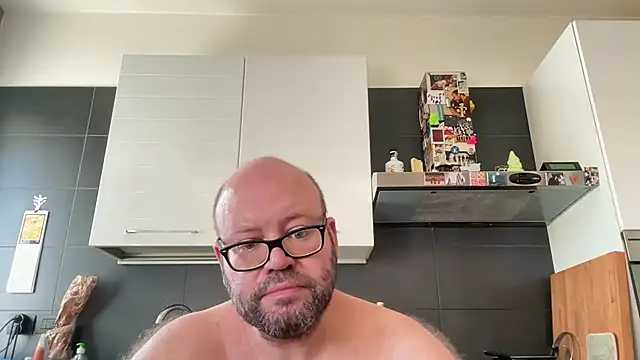 theitalianbear Live XXX-chat