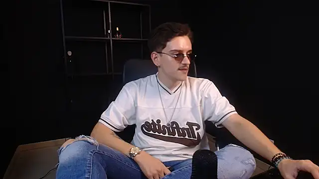 FelixStarkk – Naživo XXX chat