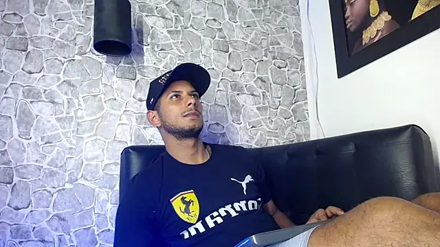 Chris_Dick23 Chat XXX in diretta