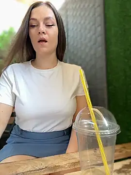 צ'אט XXX בשידור חי של CrazyTori