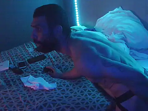 CloudyCock9: απευθείας συνομιλία ΧΧΧ