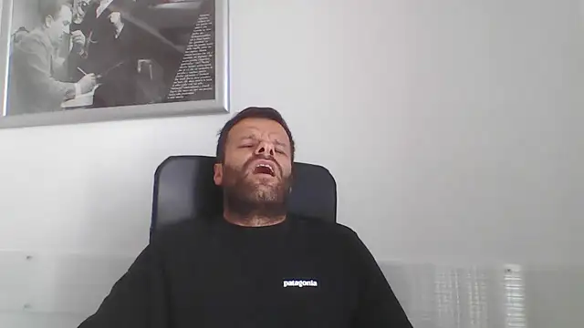 Онлайн чат XXX FROCETTO93