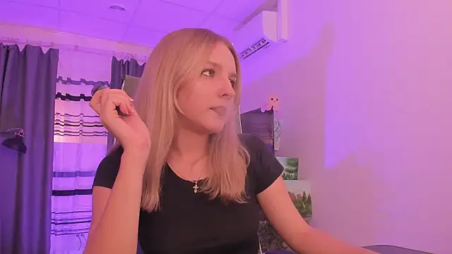 XXX chat uživo modela ViolaMore