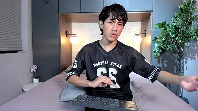 Pierre_Leroy_ Webcam-Show