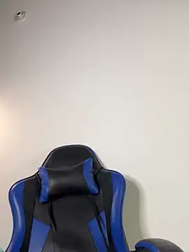 XXX chat uživo modela Adeline_1