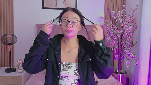 ravena_queen 现场XXX聊天