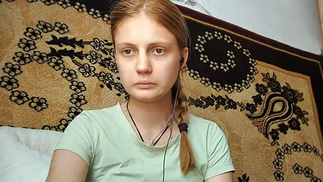 LunaLaday Adlı Modelin Canlı XXX Sohbeti