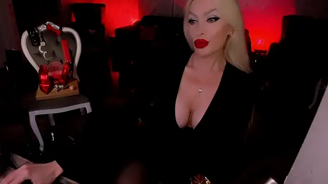 FinDomGod – Naživo XXX chat