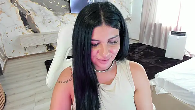 patriciakeys Adlı Modelin Canlı XXX Sohbeti