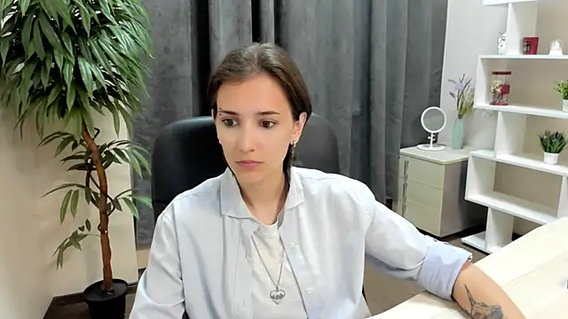 MigdaliaSlama Live XXX-Chat