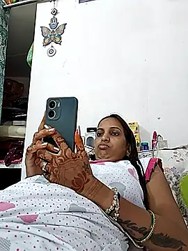 Sexy-Kajal2's Live XXX Chat