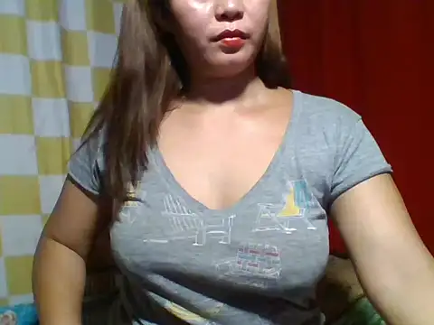 SugahBrown's Live XXX Chat