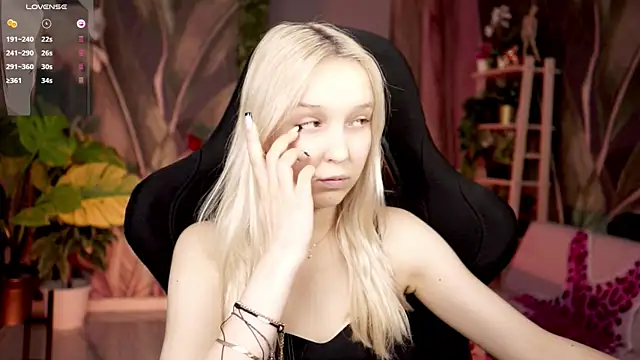 MaoqiBeverly's Live XXX Chat