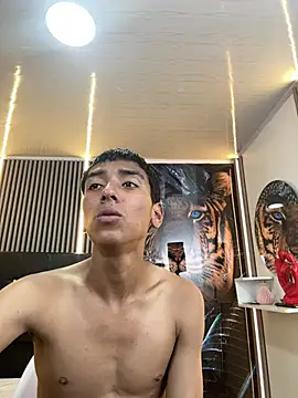 nucitacouplen Live XXX chat