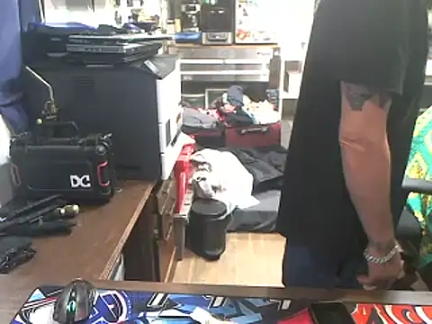 CloudDadddyyy's Webcam Show